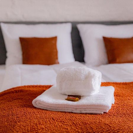 Highlight Am Stadtplatz Muehldorf - C4S Come4Stay - 2 Zimmer Wohnung I Bis Zu 5 Gaeste Esterno foto