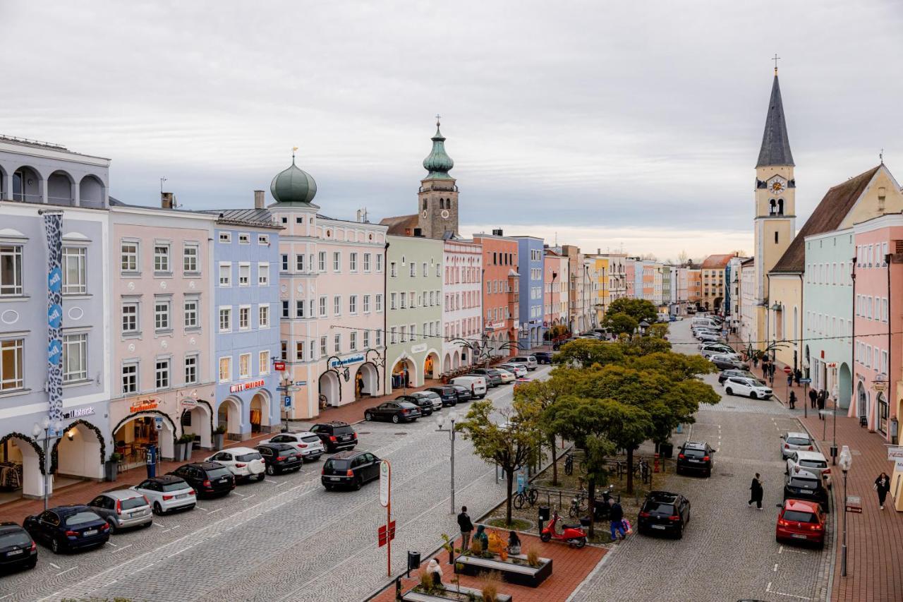 Highlight Am Stadtplatz Muehldorf - C4S Come4Stay - 2 Zimmer Wohnung I Bis Zu 5 Gaeste Esterno foto