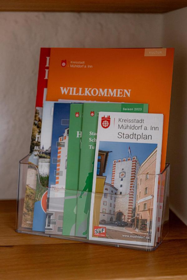 Highlight Am Stadtplatz Muehldorf - C4S Come4Stay - 2 Zimmer Wohnung I Bis Zu 5 Gaeste Esterno foto