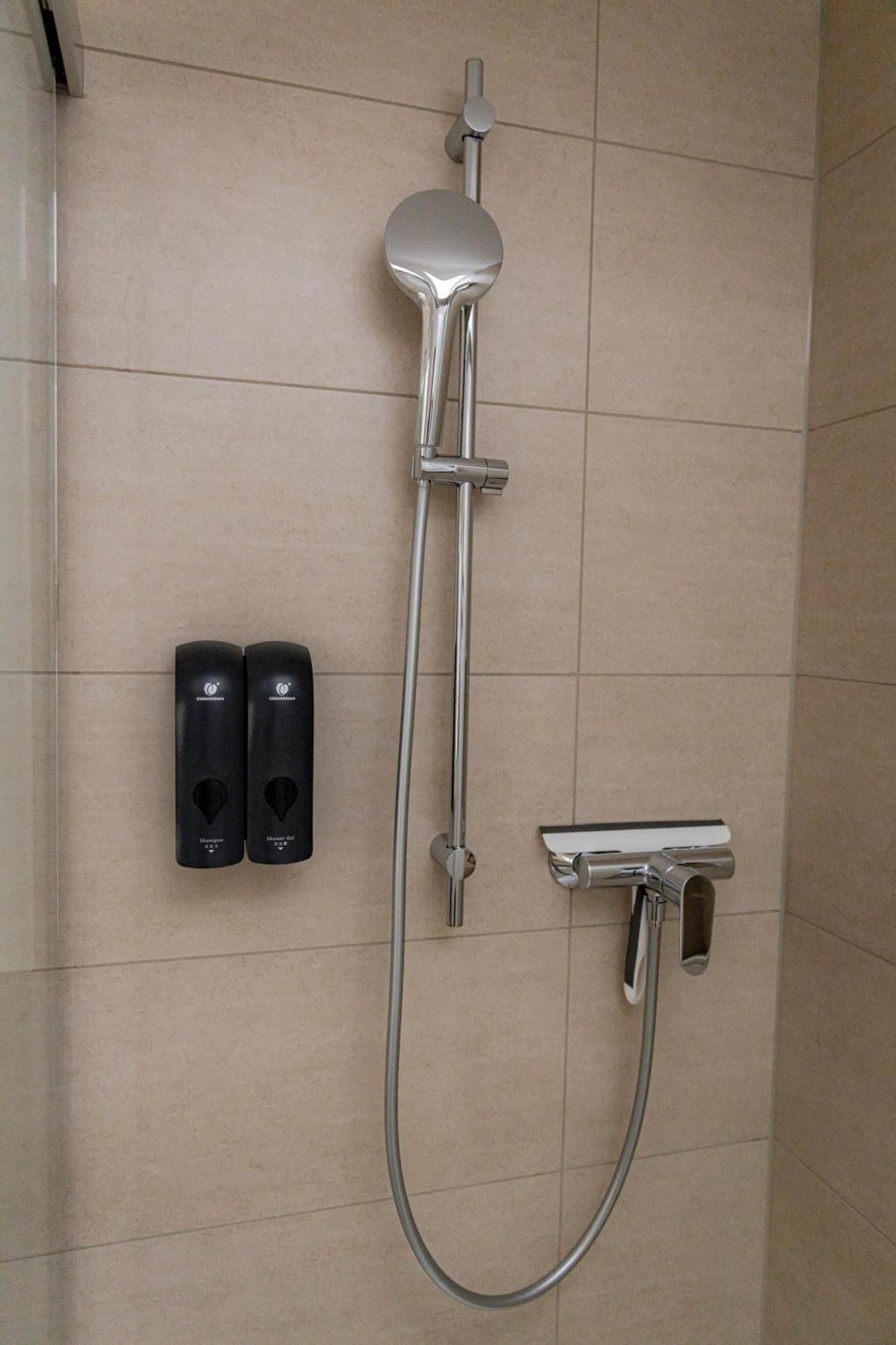 Highlight Am Stadtplatz Muehldorf - C4S Come4Stay - 2 Zimmer Wohnung I Bis Zu 5 Gaeste Esterno foto