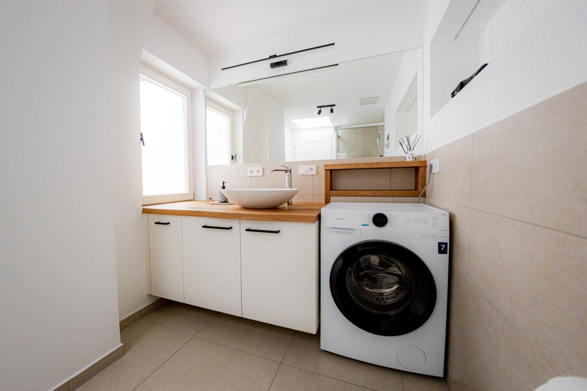 Highlight Am Stadtplatz Muehldorf - C4S Come4Stay - 2 Zimmer Wohnung I Bis Zu 5 Gaeste Esterno foto